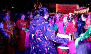 农村歌舞团开放表演 农村歌舞团开放表演